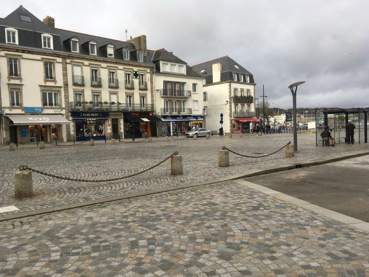 The Place To Be Concarneau Esterno foto